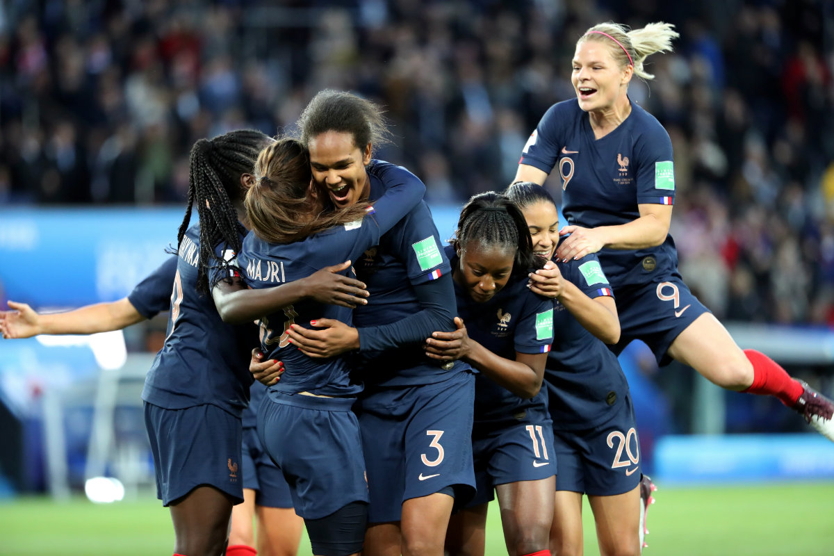 Francia golea en su debut en el Mundial Femenil 2019 (Reuters)