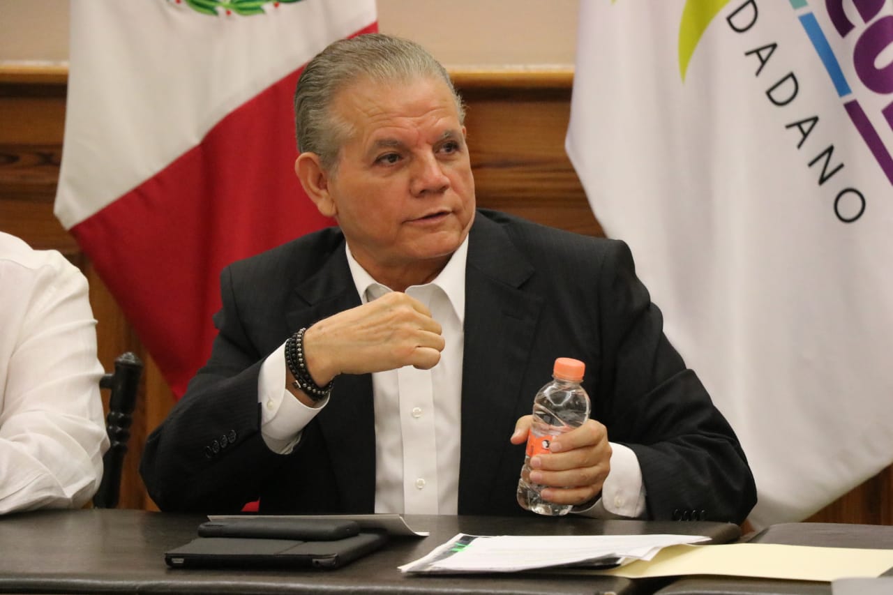El ex funcionario estatal sostuvo que está con la energía para desempañar una nueva labor en donde el gobernador lo llame. (Foto: Orlando Maldonado)