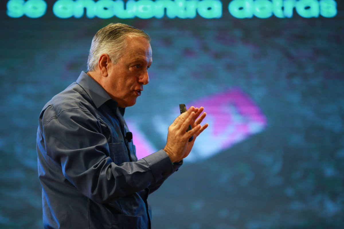 Arturo Brizio durante la Reunión Anual del Futbol Mexicano (Imago7)