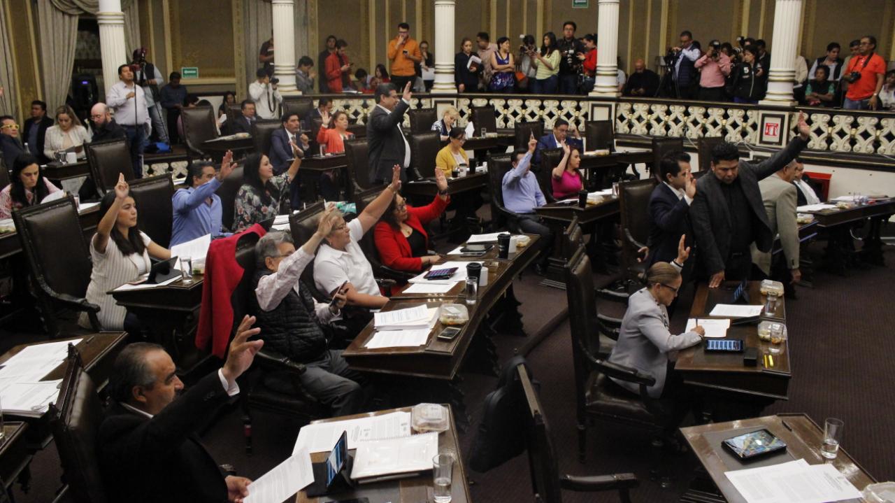 Diputados del Congreso del estado de Puebla aprobaron modificaciones en la conformación de comisiones (Jesús Zavala)