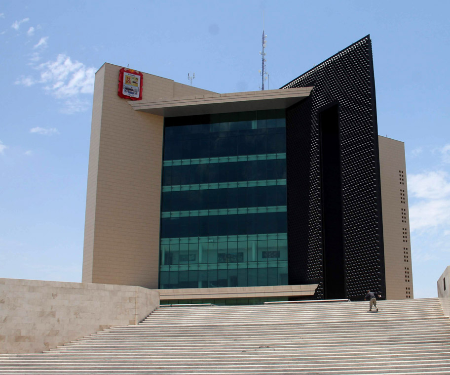 Después de semanas, el alcalde de Torreón, confirmo el reacomodo de funcionarios públicos. (Archivo)