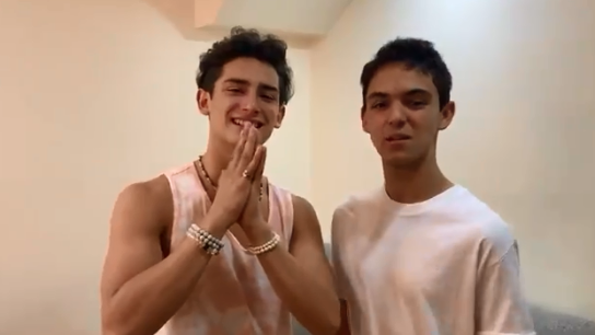 Aristemo presenta canción de ‘El corazón nunca se equivoca’