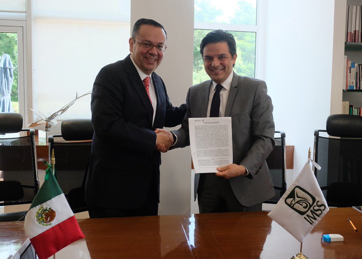 Germán Martínez y Zoé Robledo concluyen el relevo en el IMSS/Especial.