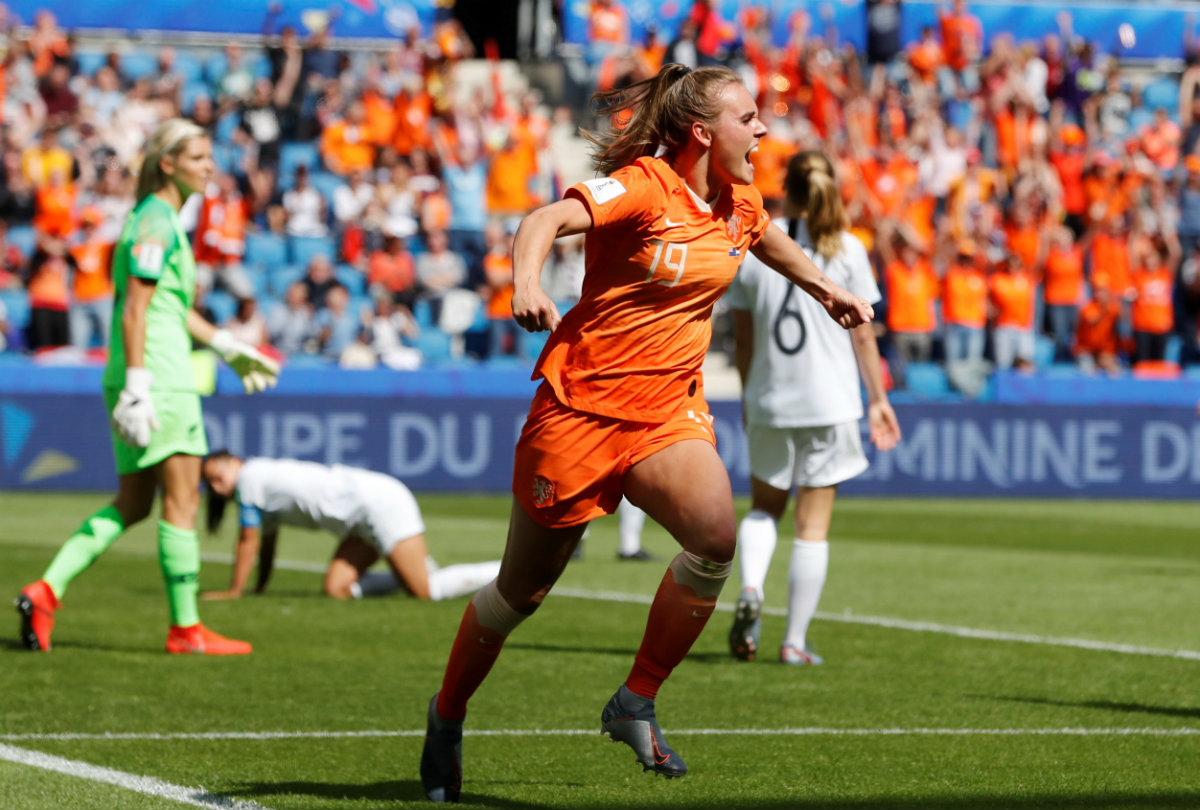 Jill Roord en festejo de gol (Reuters)