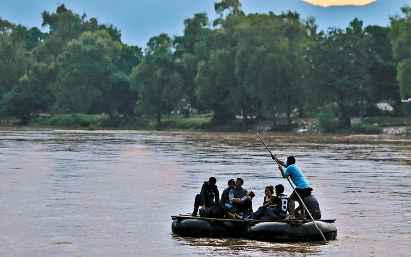 Los migrantes están apurando el paso antes de que comience el operativo para impedir que lleguen a Estados Unidos. (Nelly Salas)