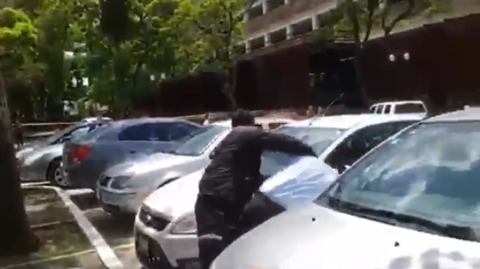 Agresión contra reporteros por parte de personal de seguridad de la UNAM. (Captura de video)
