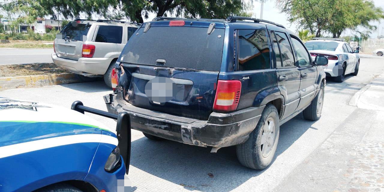 Camioneta, dos aparatos de radiofrecuencia y una mujer, fueron asegurados por la Policía Estatal de Reynosa.
