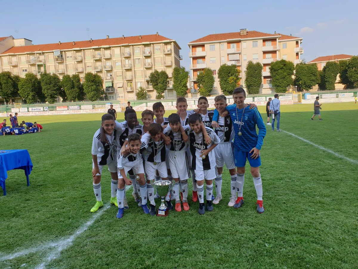 Equipo Sub 12 de Juventus (Twitter @JuventusFCYouth)