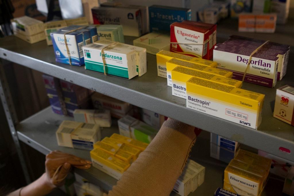 Farmacéuticos alertaron que en México no existen las condiciones para una compra consolidada de gran magnitud como se pretende. (Cuartoscuro | Archivo