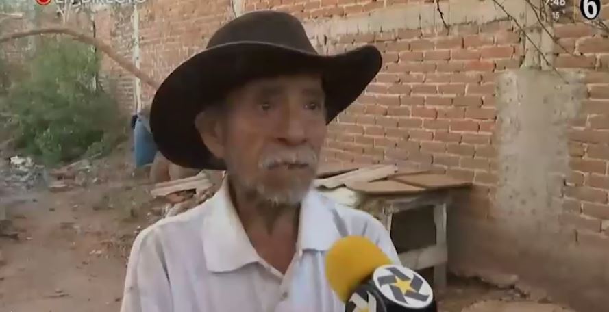 Señor solicita apoyo en león