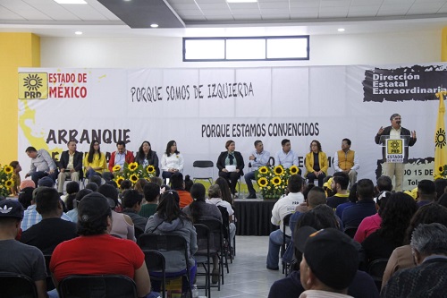 Celebraron un encuentro partidista en Toluca. (Claudia Aguilar)