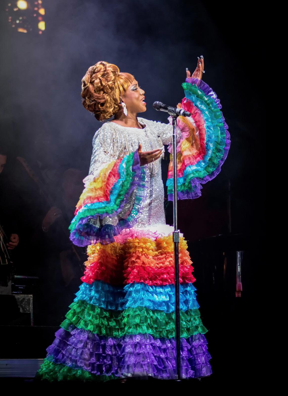 La cantante cubana Lucrecia es la encargada de dar vida a la célebre huarachera en este musical lleno de ritmo y sabor (Cristóbal Sandoval).