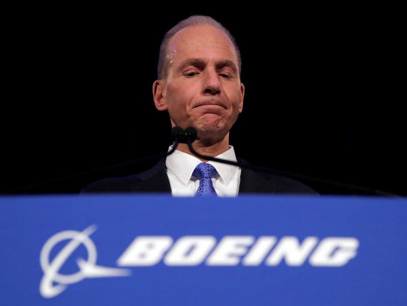 El director ejecutivo de Boeing, Dennis Muilenburg. (AP)