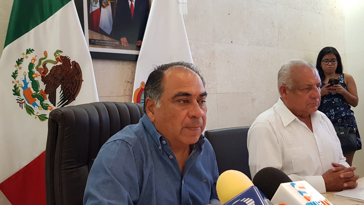 El gobernador de Guerrero reprochó la lentitud en la entrega de los fertilizantes. (Teitter)