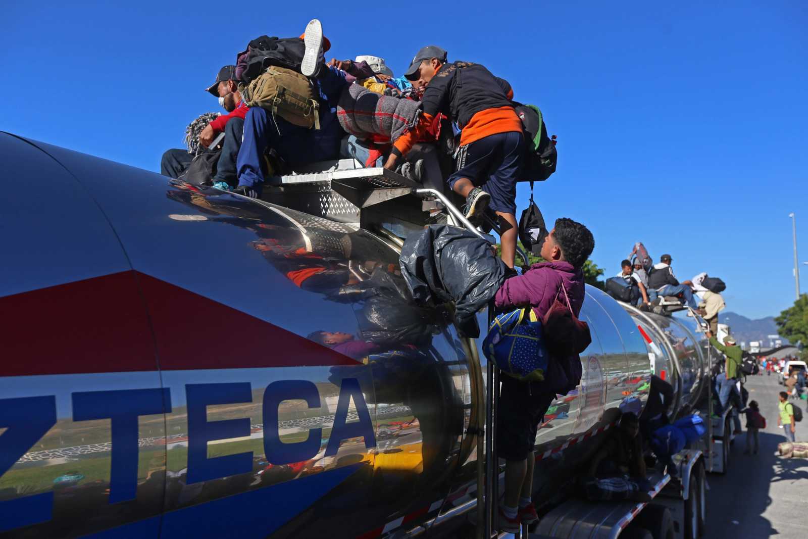 La Conferencia del Episcopado propuso a AMLO construir albergues para migrantes/Especial.