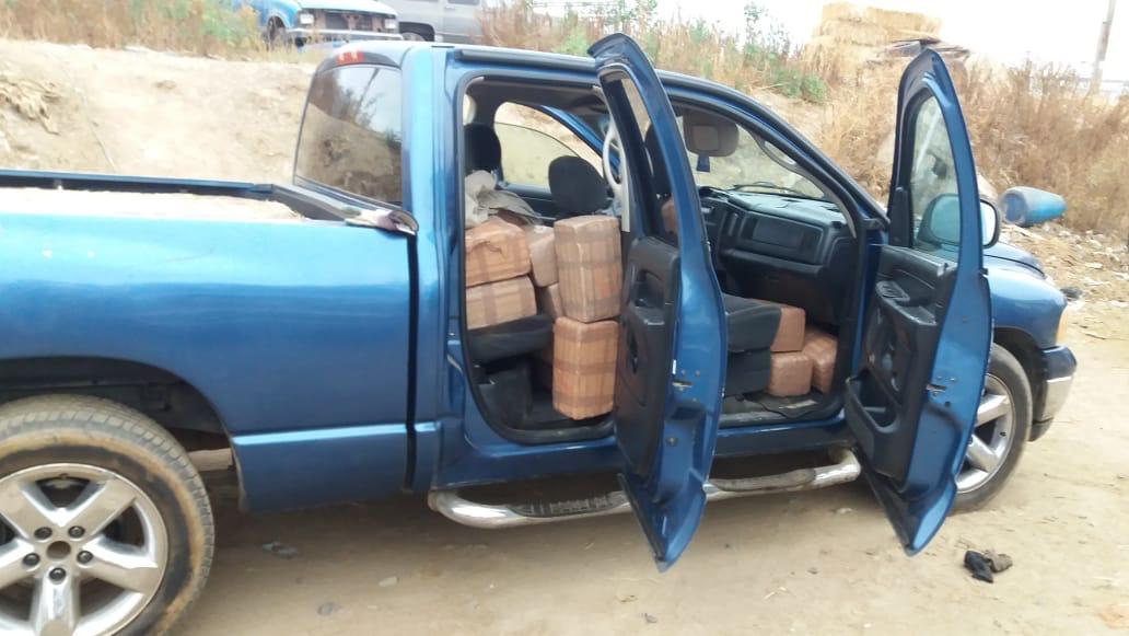 En dos operativos fueron asegurados cinco vehículos con droga.