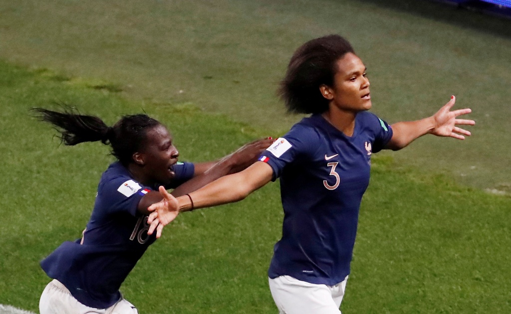 Francia mantiene el paso perfecto en el Mundial Femenil 2019 (Reuters)
