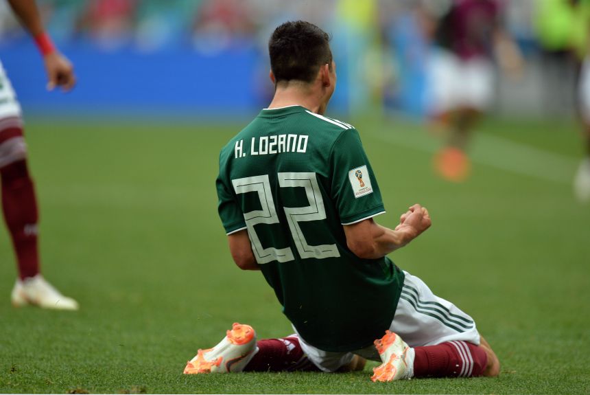Hirving Lozano festejando el gol contra Alemania (EFE)