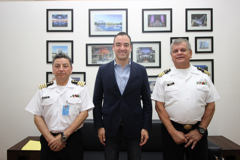 Jaime Oropeza Casas, se reunió con mandos de la Secretaría de Marina (Semar) (Especial)