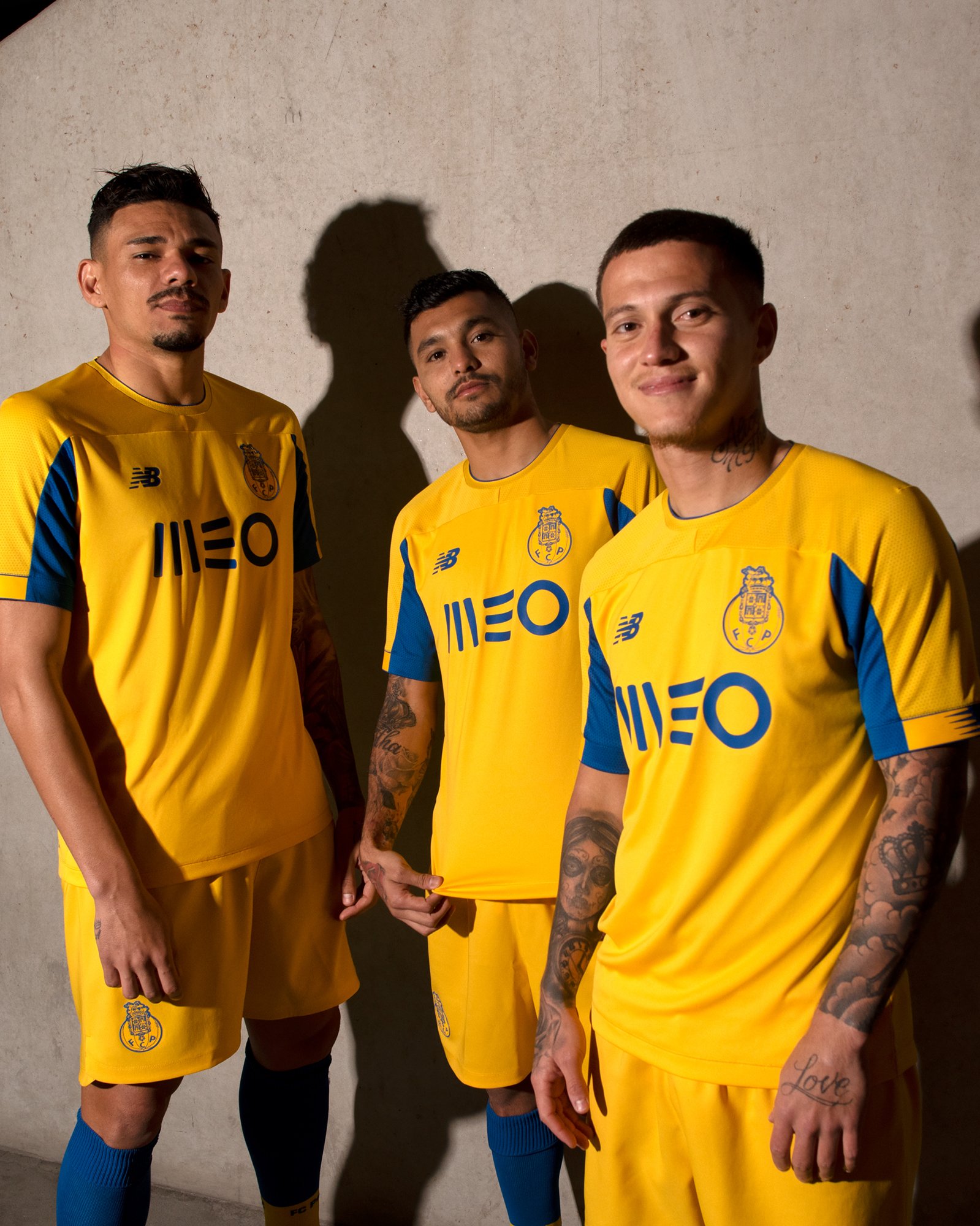 Nuevo uniforme de visita del Porto (Twitter: @FCPorto)