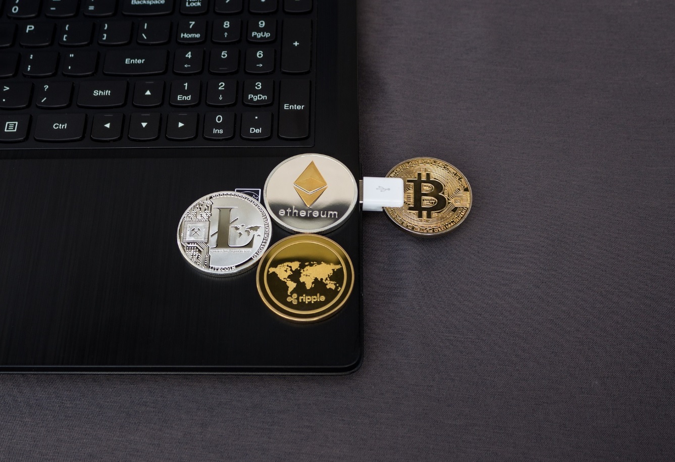 Bitcoin, Ethereum y Ripple, entre las criptomonedas más conocidas. (Pixabay)