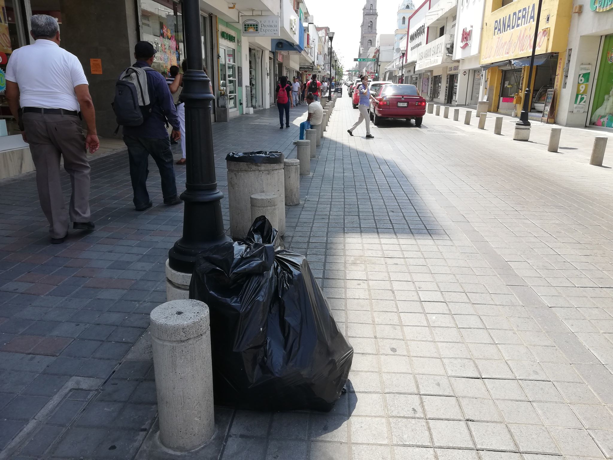 Calles que encuentren sucias por ciudadanía, serán multados informó alcaldía de Tampico (Foto/Yazmín Sánchez)