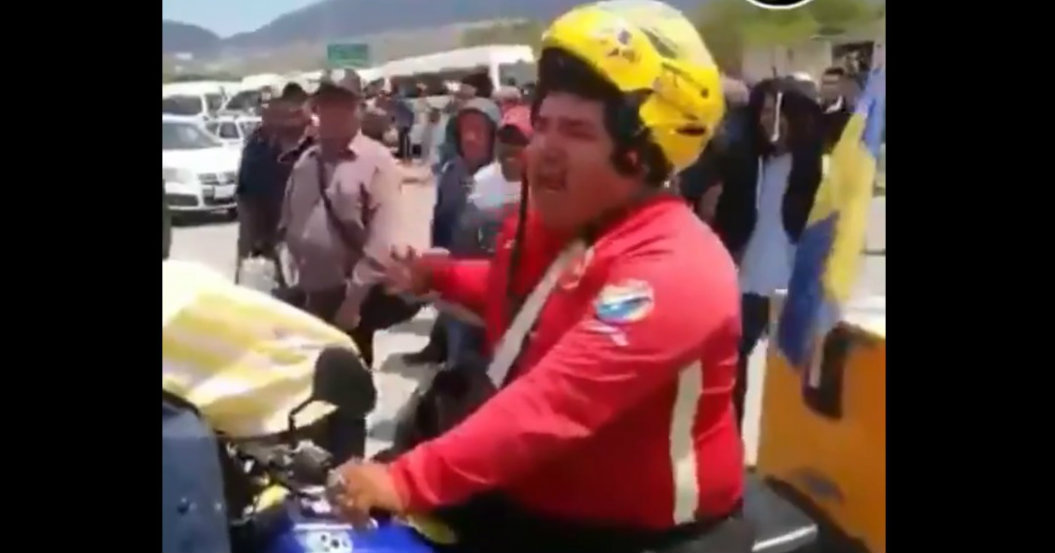 Que chingue a su madre porque se pasó a Chivas: Así recibieron a Oribe Peralta en Guadalajara (La Hinchada)