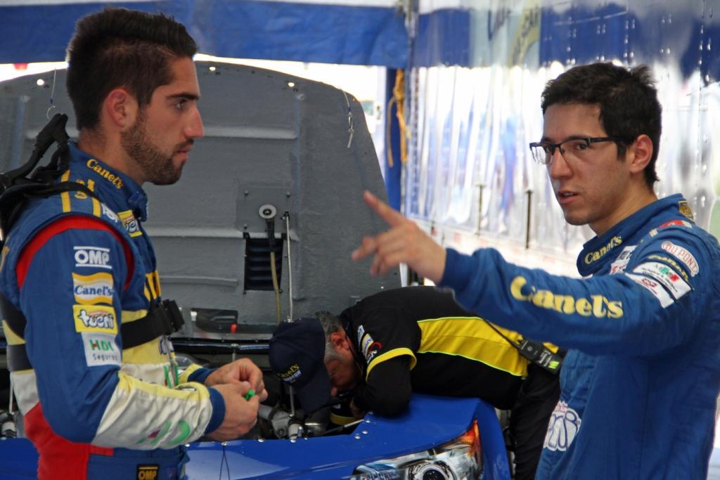 La escuadra potosina Canel´s Racing con sus pilotos Rubén García Jr. y Alejandro de Alba Jr., llegan ocupando la posición de honor dentro de Nascar Pe
