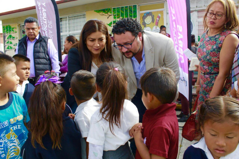 Invertirán en escuelas (Especial)