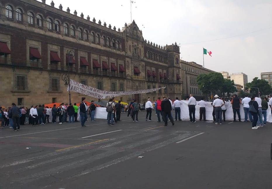 Los manifestantes cerraron la circulación en la avenida Plaza de la Constitución. | César Velázquez