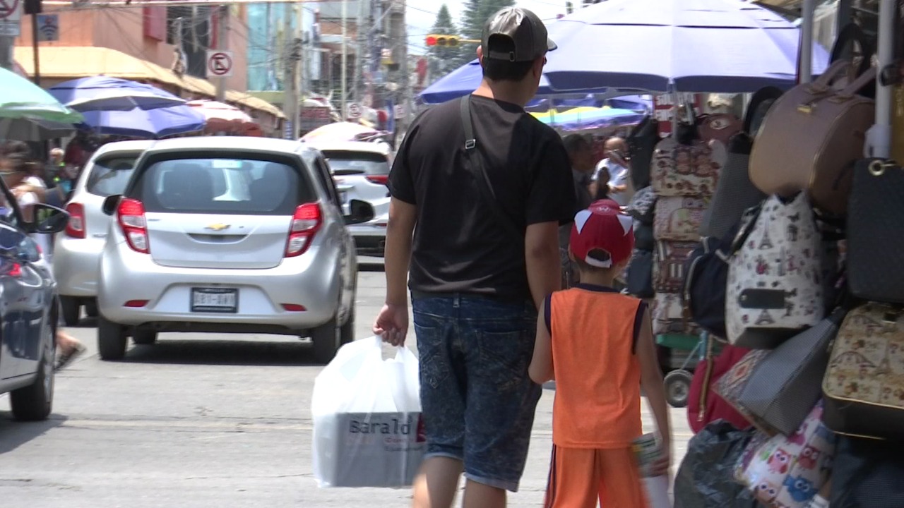 Caos vial origina bajas ventas en Zona Piel