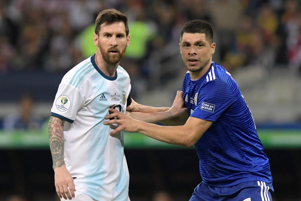 Lionel Messi y la selección de Argentina están en una situación complicada (Reuters)