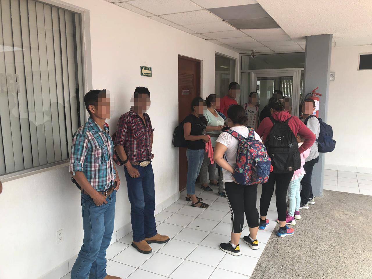 Migrantes abordaron autobús como un pasajero común (Foto/CORTESÍA)
