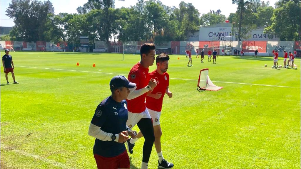 Oribe Peralta ya entrenó en Verde Valle con Chivas (Rodrigo Camacho).