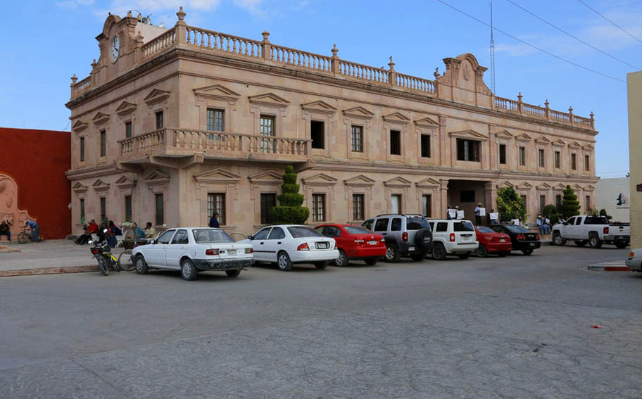 Es el ayuntamiento de Parras, uno de los más incumplidos, mencionó el titular de la dependencia. (Archivo)