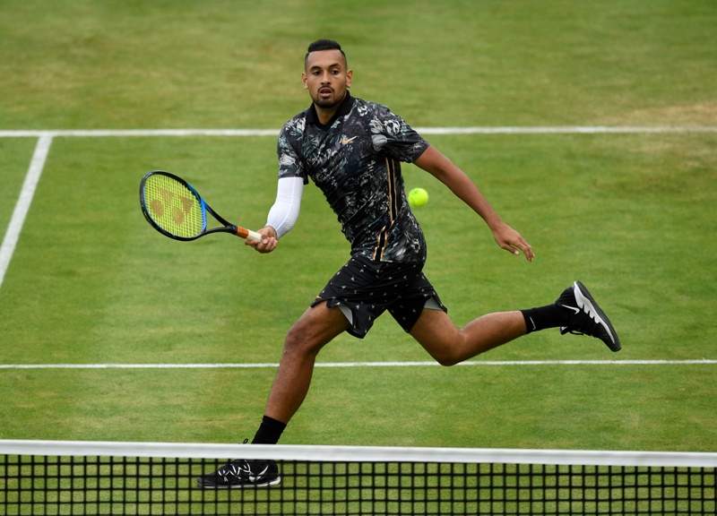 Nick Kyrgios es multado por más de 15 mil euros a causa de su actitud antideportiva (Reuters)