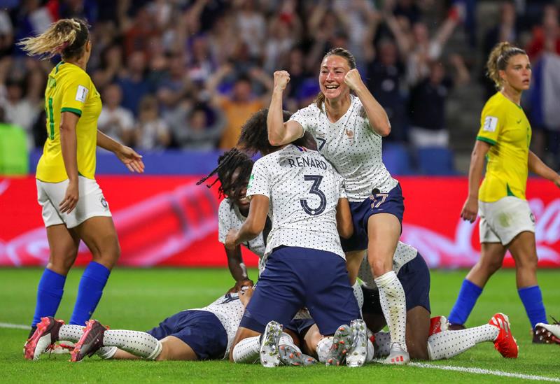 Francia avanza a Cuartos de Final en Mundial Femenil 2019 (EFE)