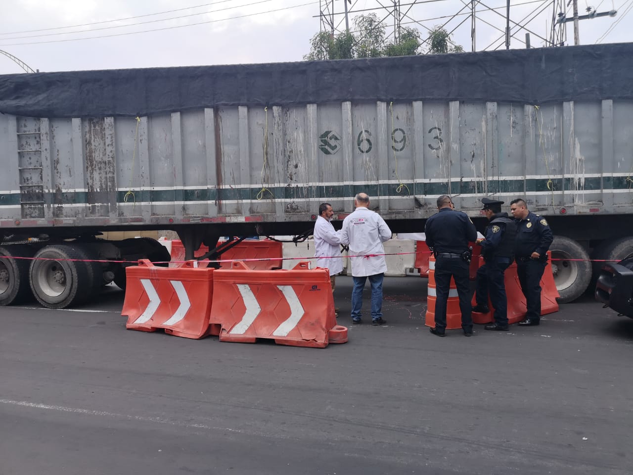 La mujer fue atropellada en el Eje 3 Sur a la altura del Francisco del Paso y Troncoso. (César Velázquez)