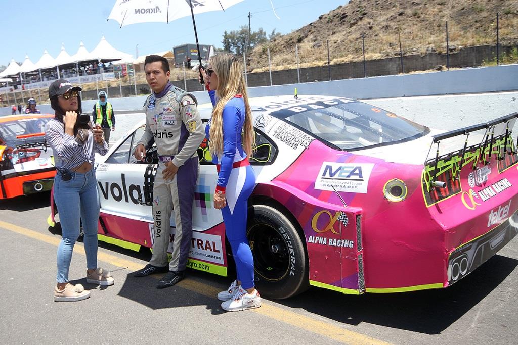 El piloto regiomontano, Enrique “Tatita” Baca, se declaró listo para la quinta fecha de la NASCAR PEAK México Series 2019.