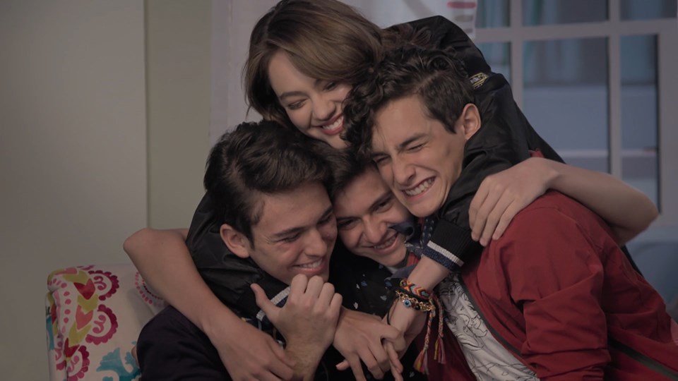 Televisa estrena ‘Juntos, el corazón nunca se equivoca’ (Facebook).
