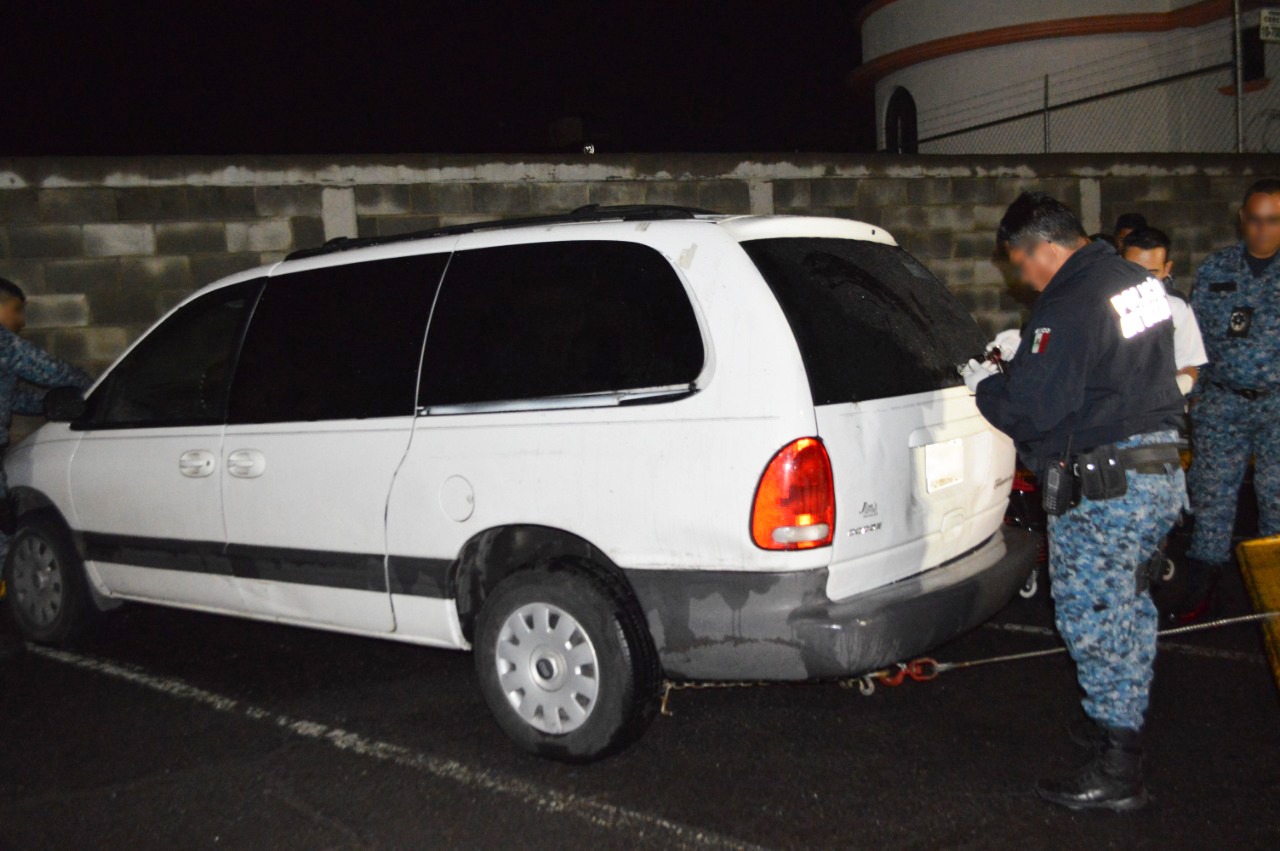 Aseguran el vehículo que conducía, junto a los productos recuperados.(Cortesía)