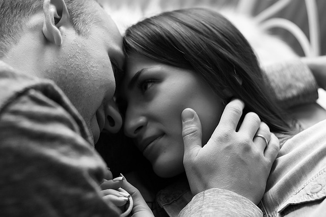 Besar estimula diversas partes del cerebro, relacionadas con las emociones. Foto: Pixabay