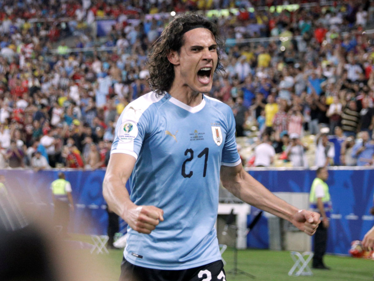 Edinson Cavani anota el gol con el que Uruguay derrotó a Chile en Copa América 2019 (Reuters)