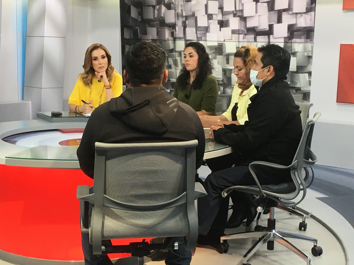 Familiares de policías que trabajan en la frontera exigen mejores condiciones laborales. (Tomado de @azucenau)