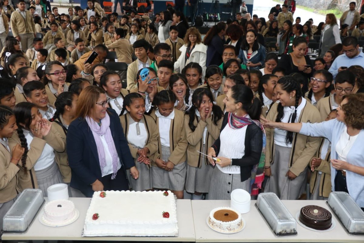 La jefa de Gobierno agradeció las felicitaciones por su cumpleaños 57. (Tomada de @Claudiashein)
