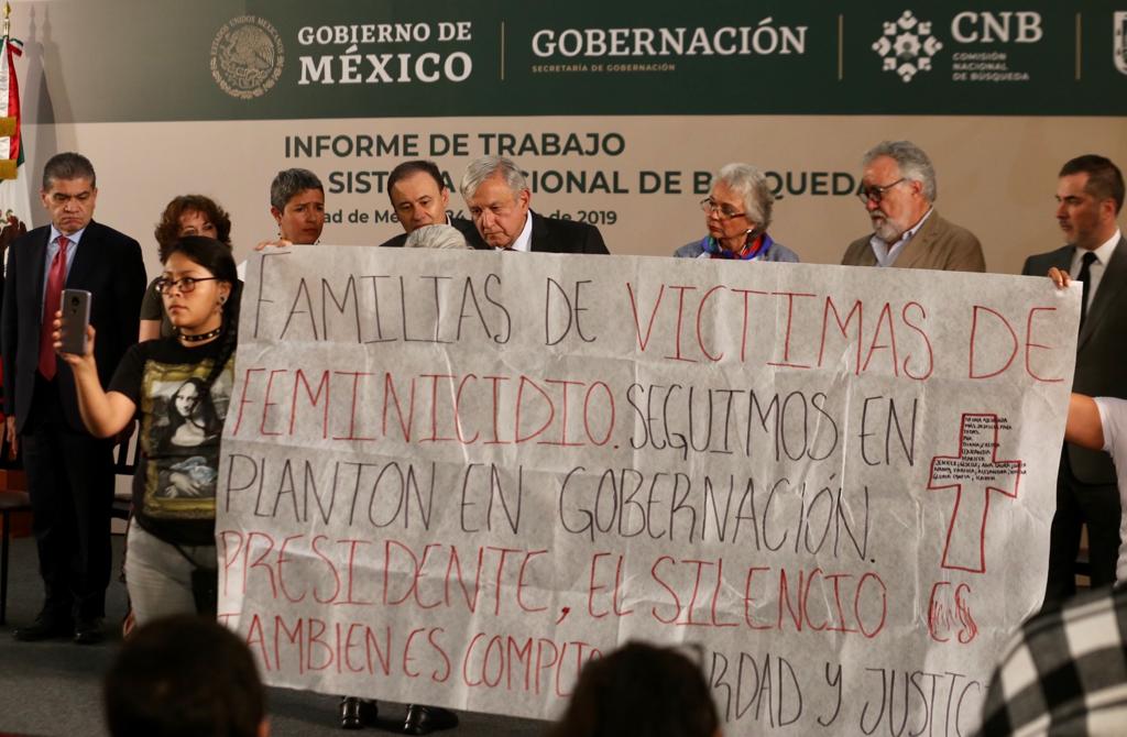Reprochan a AMLO por desaparecidos/Jorge Carballo.