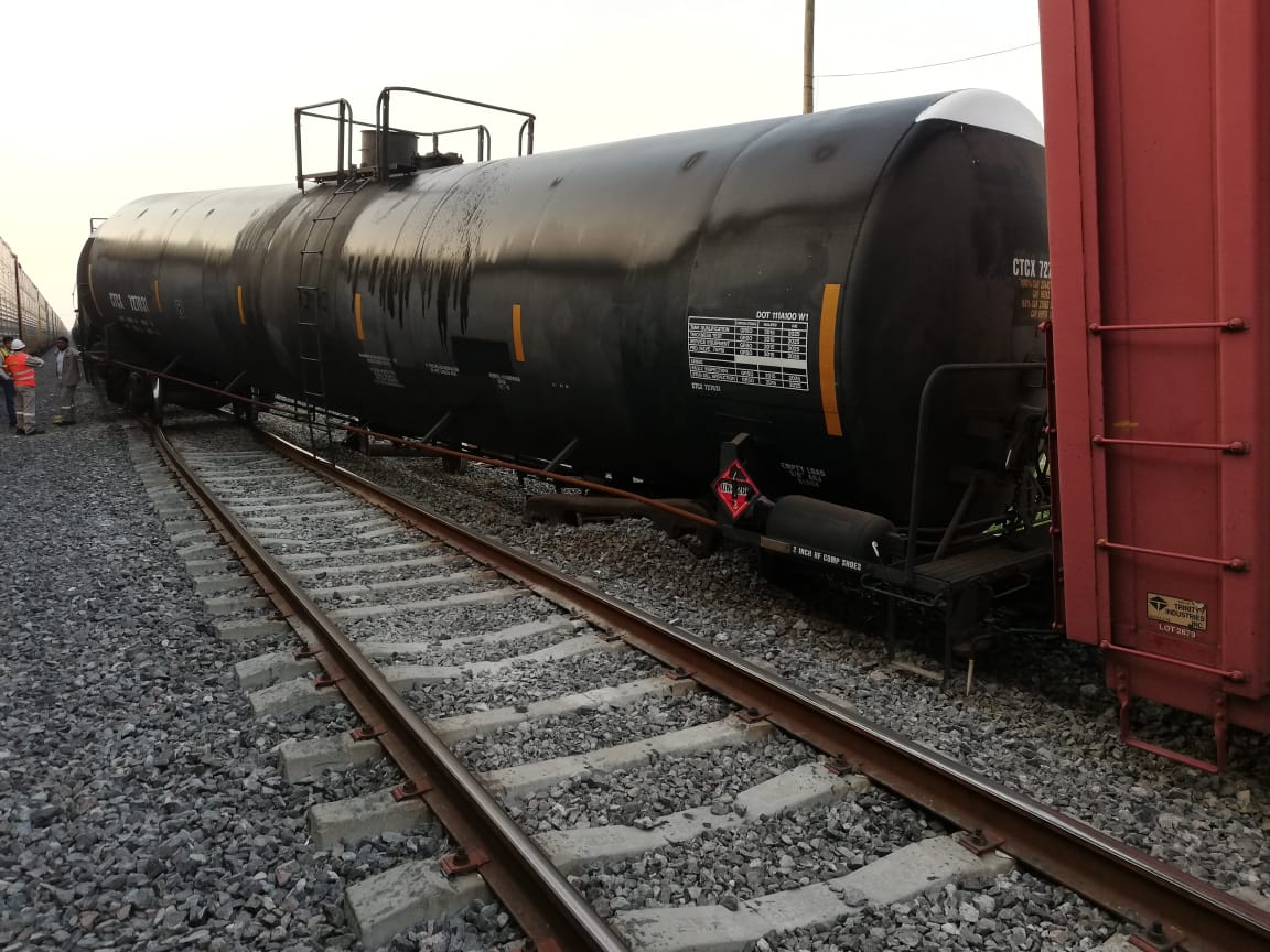 Tren se descarrila en León