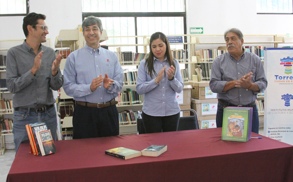 La Biblioteca José García de Letona en Torreón, recibió libros por parte de Peñoles. (Claudia Luévano)