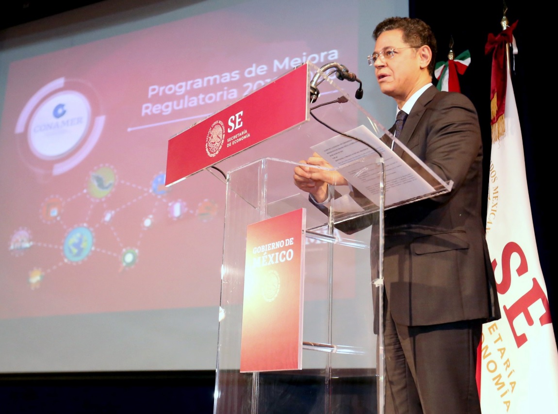 César Emiliano Hernández, titular de la Conamer (@SE_mx)