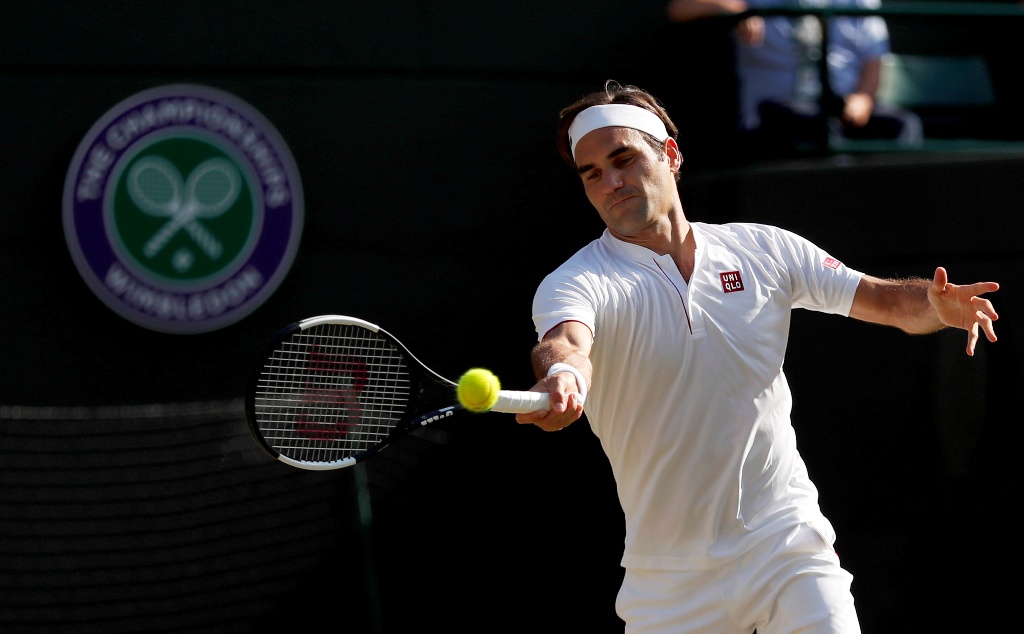 Roger Federer pasó al segundo puesto de la serie Wimbledon (Reuters)